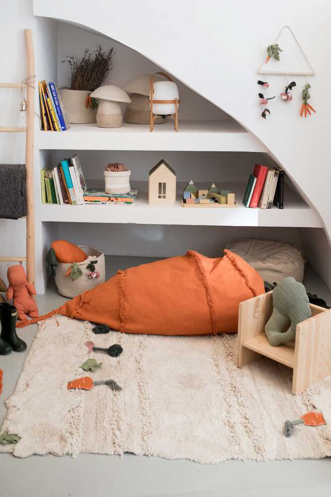 POUF KIDS BEAN BAG CATHY THE CARROT - Image 3