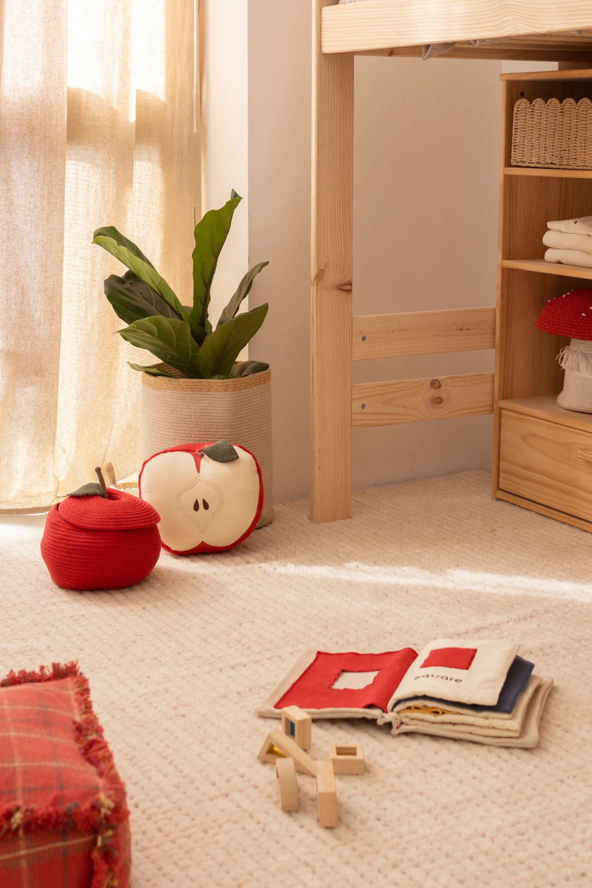 CUSHION APPLE - Image 3