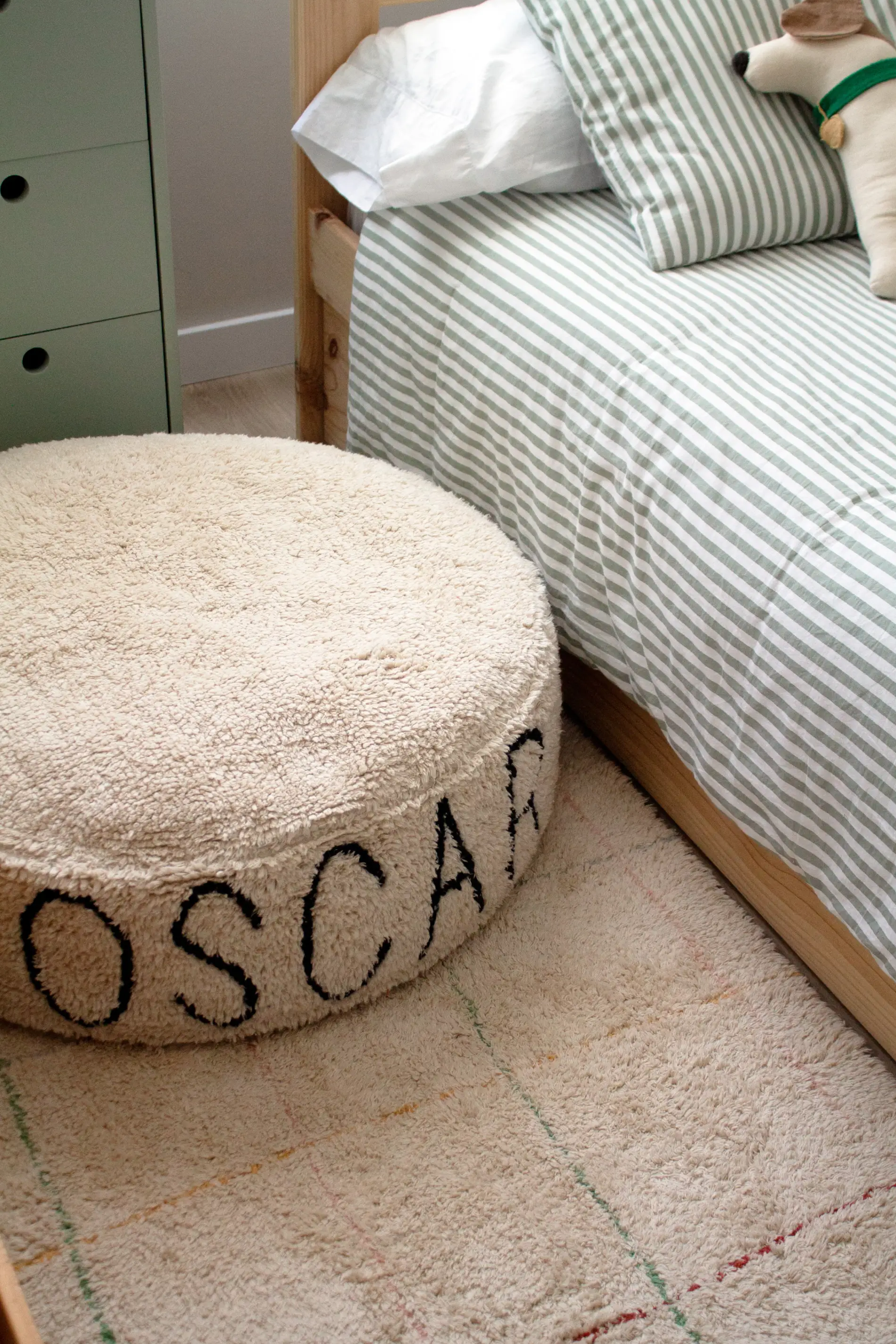 CUSTOM POUF NAME - Image 3