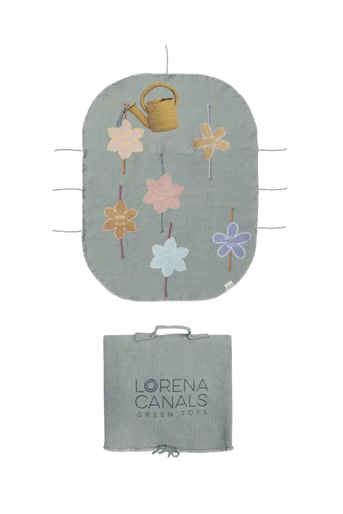 SMALL WORLD GREEN TOY FLOWER GARDEN