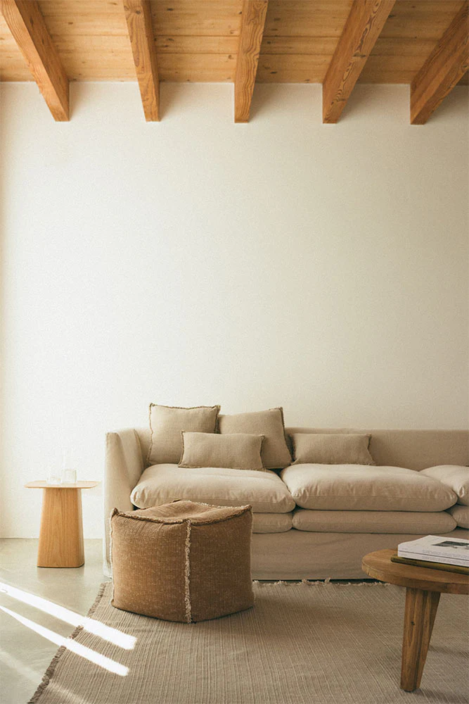 Handloom POUF Ochre - Image 3