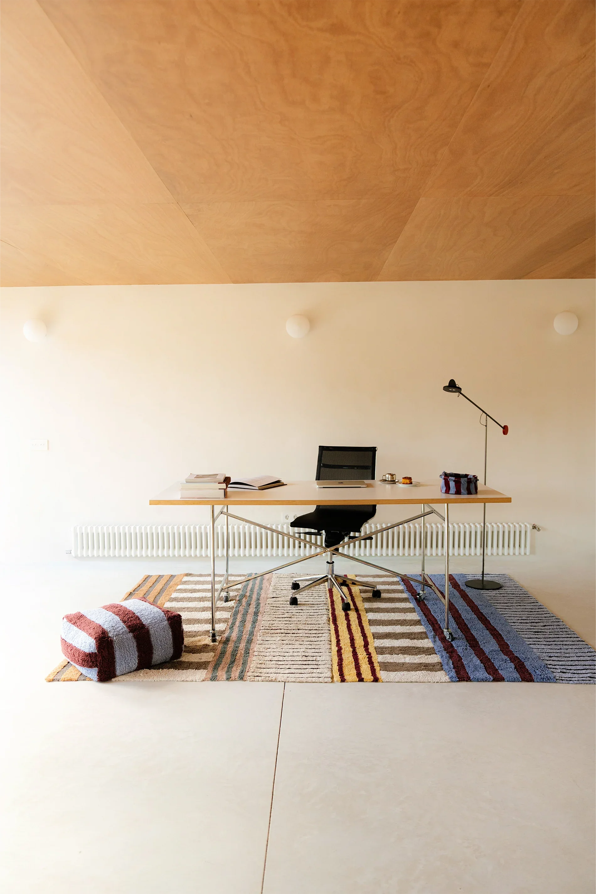 POUF LINES MARSALA - Image 4