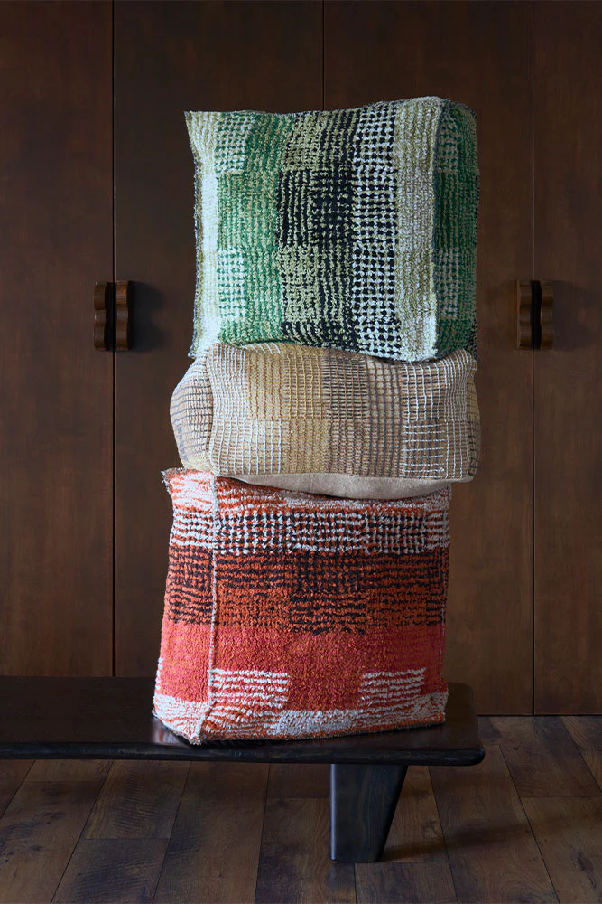 REVERSIBLE CITY POUF MAPLE RED
