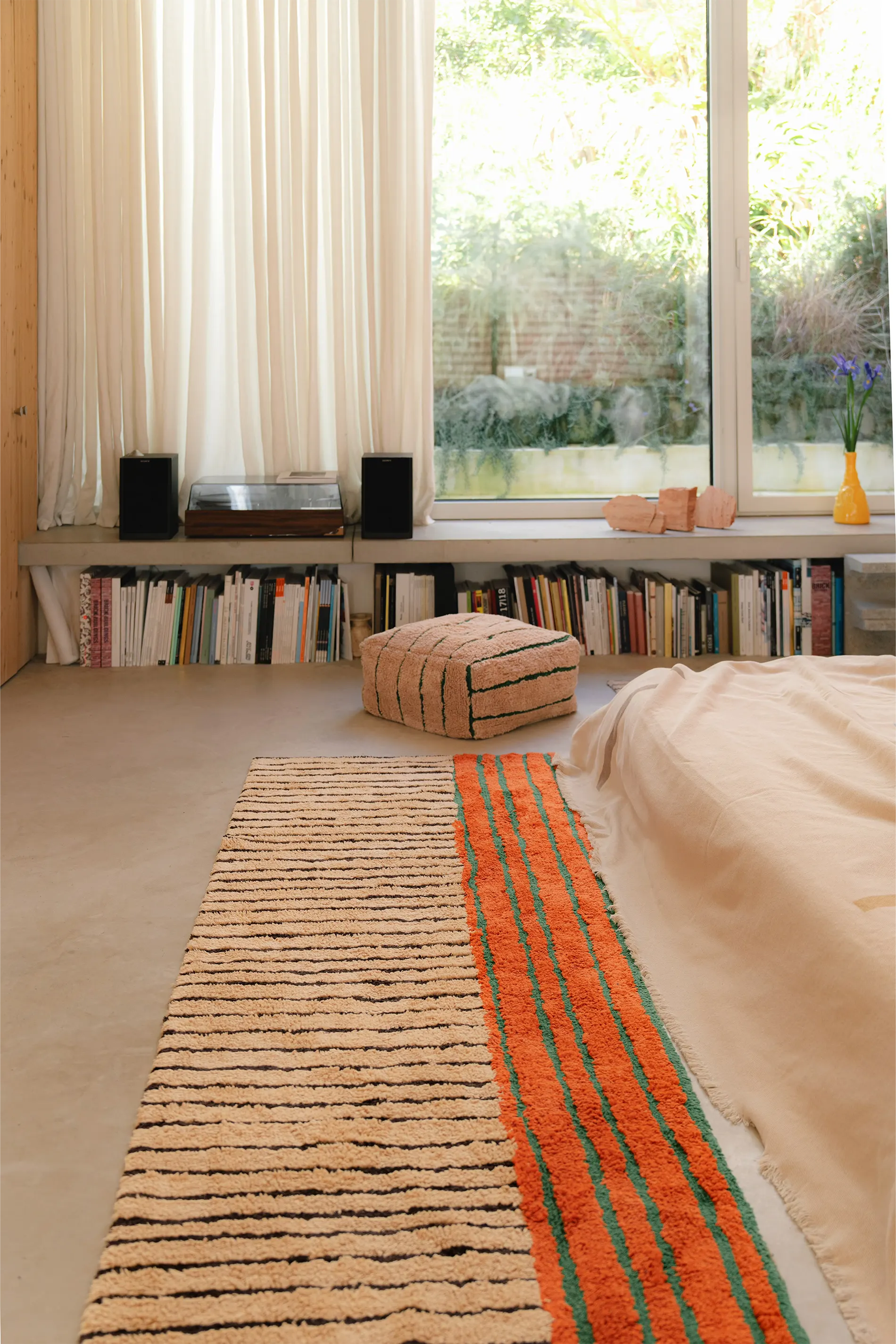 WASHABLE RUNNER RUG COLOR ON CLAY - Image 3