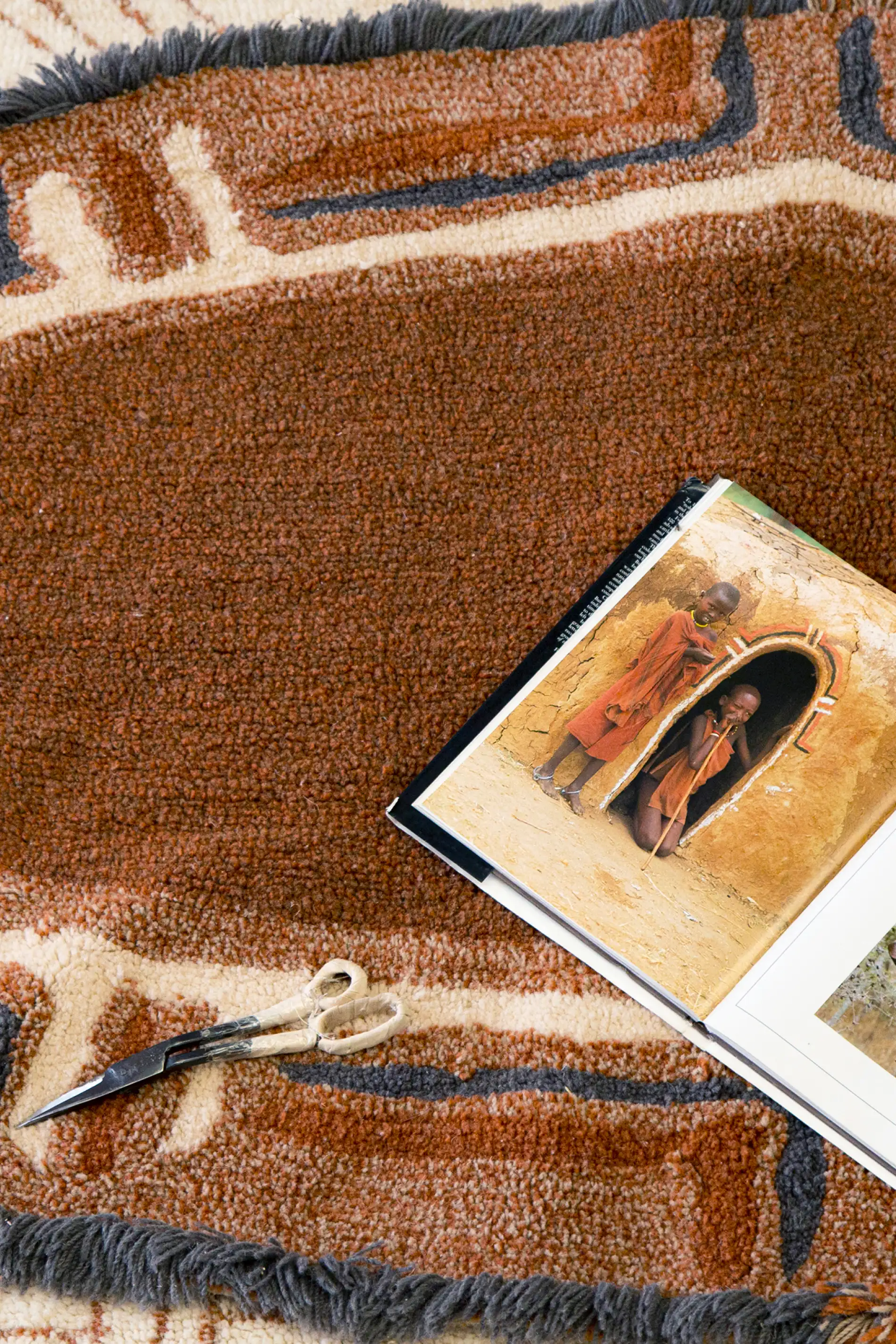 WOOL OVAL RUG KARIBU - Image 6